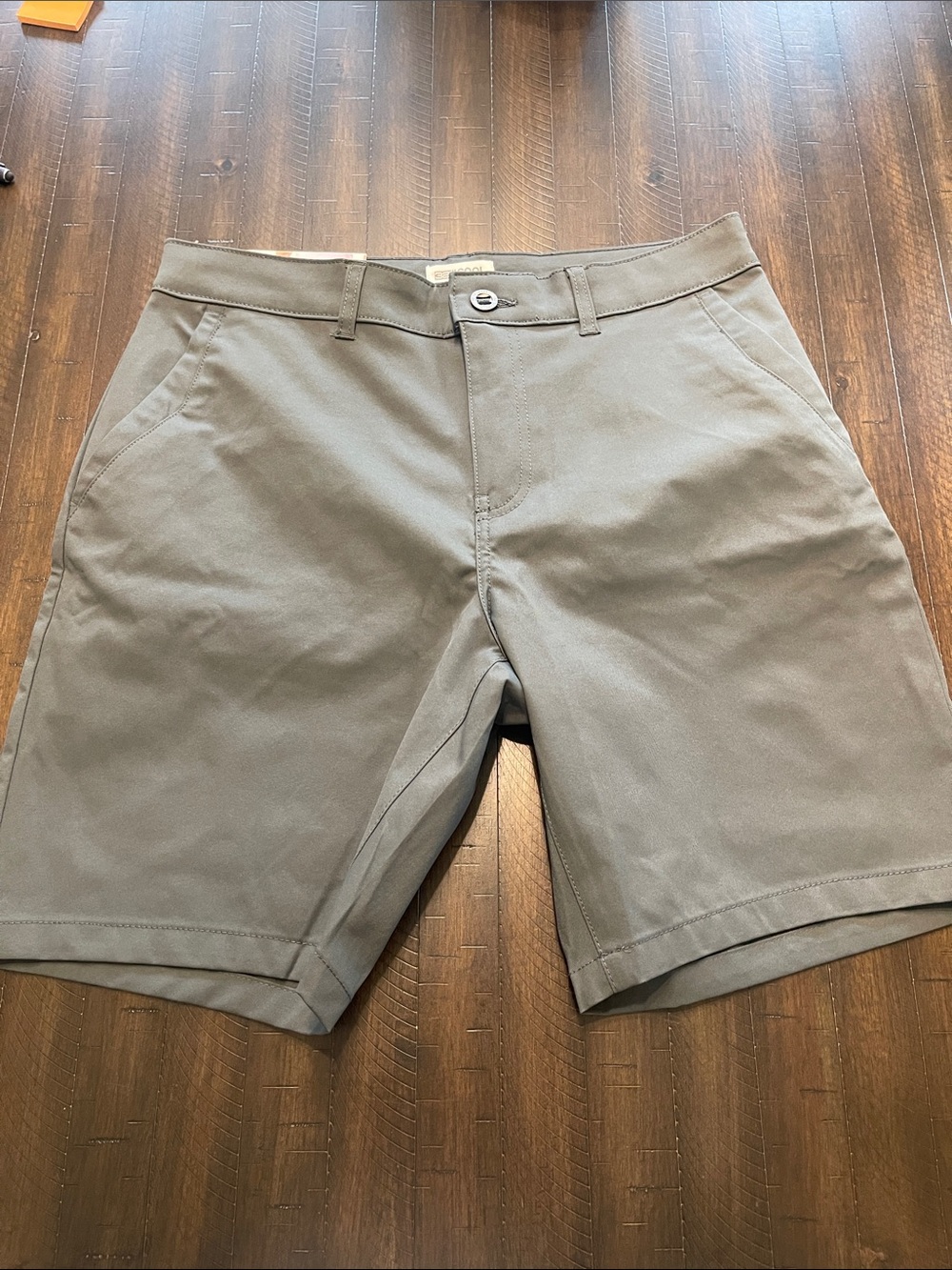 Men's 32 Cool performance 9”inseam shorts